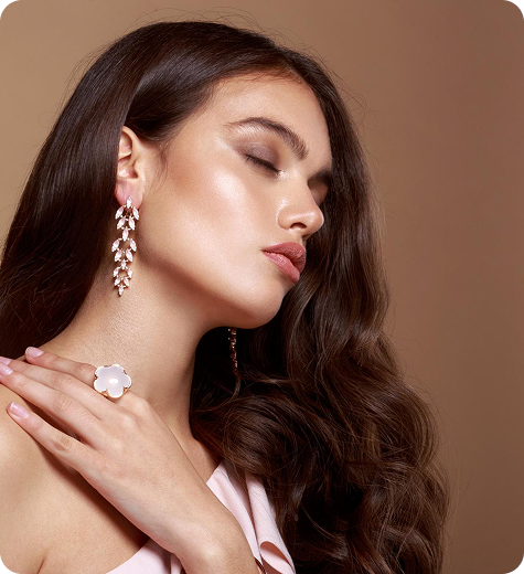 Discover Timeless Jewellery Trends, Styling Tips